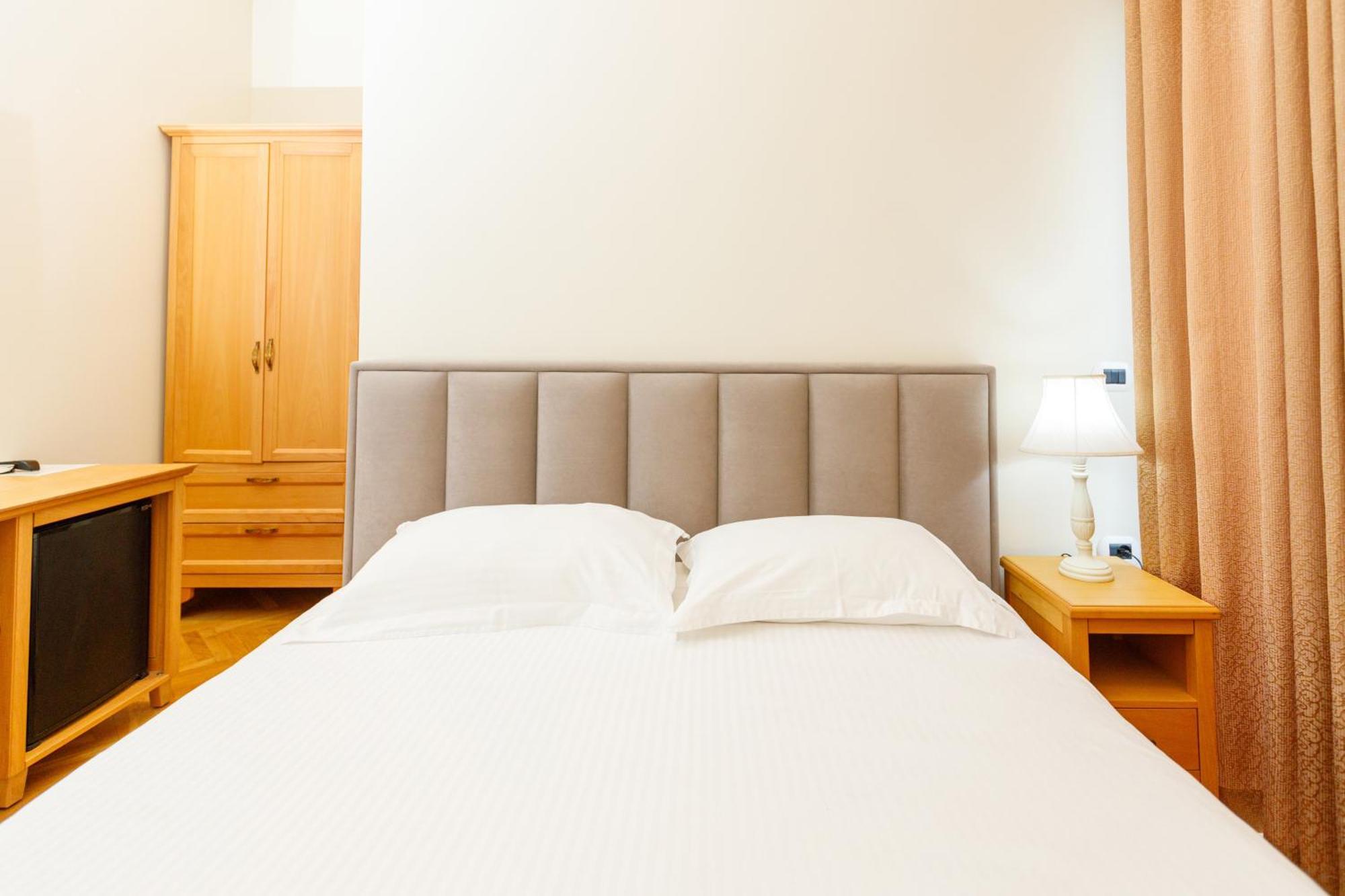 Le Palazzine Hotel Vlore Luaran gambar